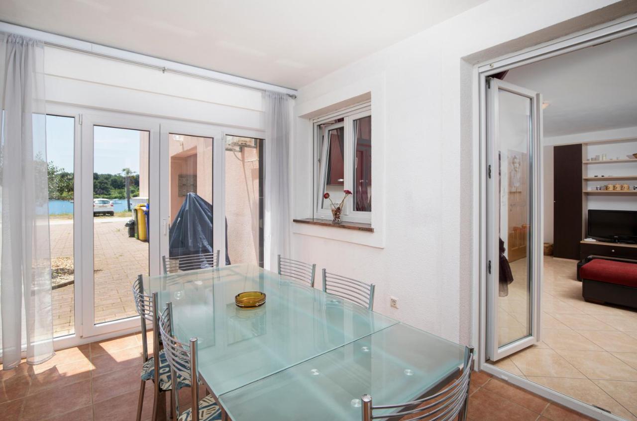 Medulin Burle Sea View Apartment Exteriör bild